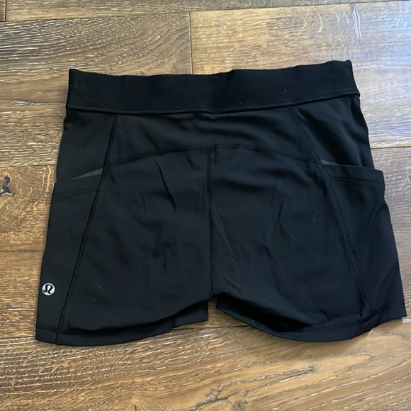 Lululemon Shorts - Picture 2 of 5